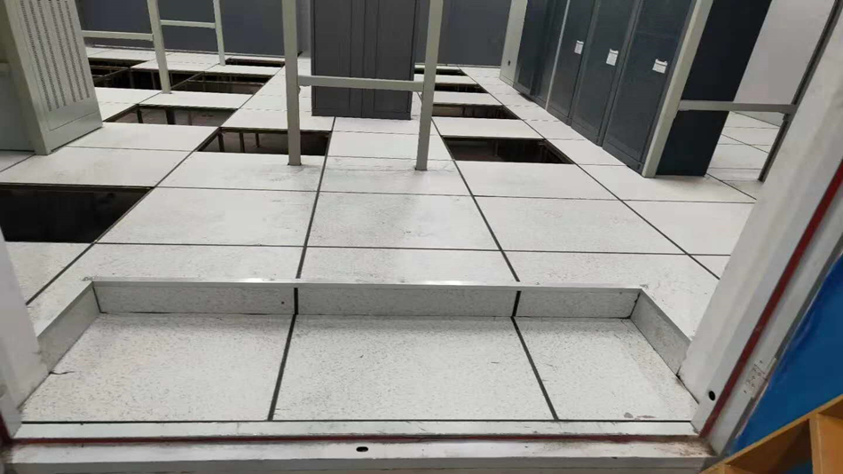 【网络地板】现代办公环境智能布线的基础设施解决方案(图2)